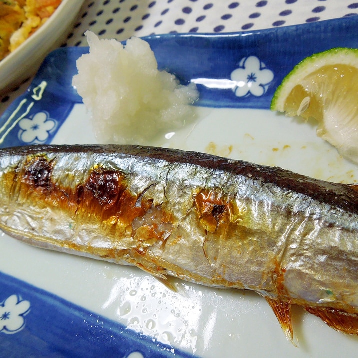 秋の味覚♪さんまの塩焼き、カボス添え